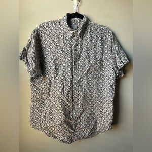 J crew Men’s Button Down Classic Fit  Short-sleeve linen shirt in flower print